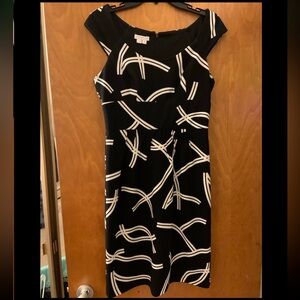 London Times Black and White Midi Dress